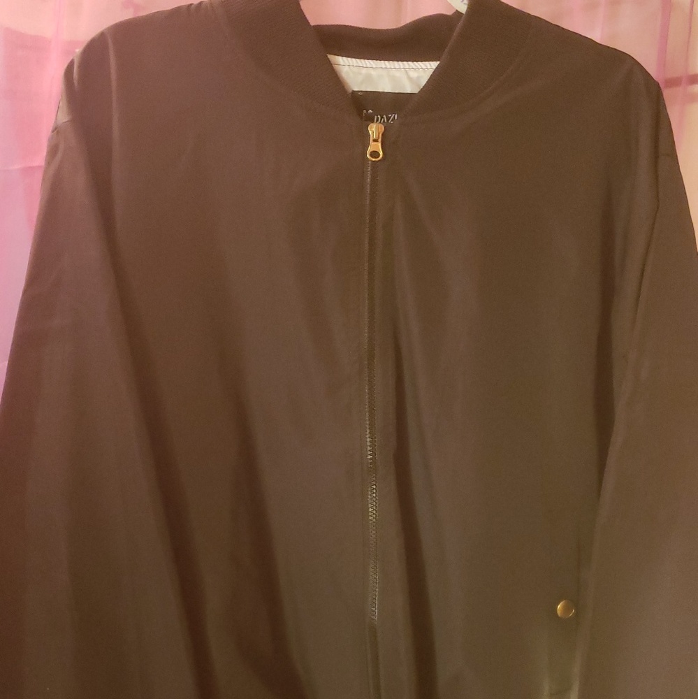 Brand new black jacket girl fit